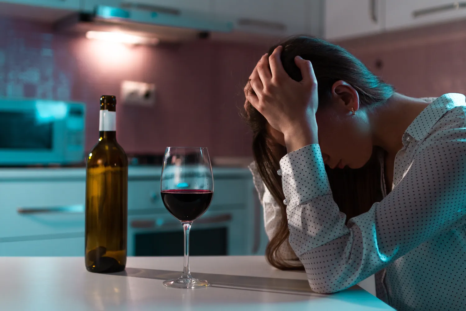 Czym jest wszywka alkoholowa i ile kosztuje?